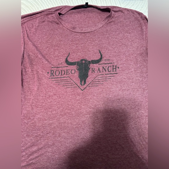 Maroon Rodeo Tee size L - Picture 1 of 1